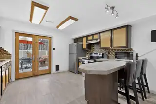 1535 Avenida De Las Americas Kitchen