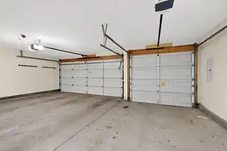 3149 Ashkirk Loop SE Garage
