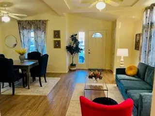 365 Buffalo Circle SE Living Room