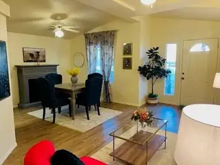 365 Buffalo Circle SE Living Room