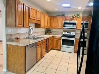 5523 Vista Sandia NE Kitchen