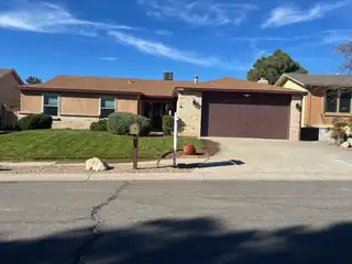 5523 Vista Sandia NE, Albuquerque