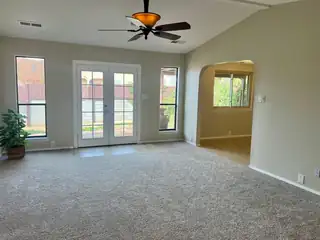 5523 Vista Sandia NE Living Room