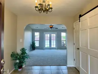 5523 Vista Sandia NE Living Room