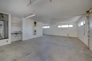 795 Ivory Road SE Garage