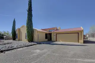 795 Ivory Road SE Exterior Front