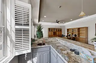 9154 Oakland Avenue NE Kitchen