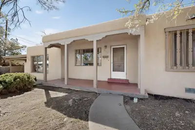4802 Constitution Avenue NE, Albuquerque, NM 87110 Exterior Front