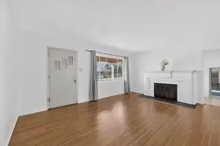 4802 Constitution Avenue NE Patio