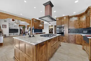 2516 Nogales Road NE Kitchen