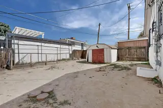 2615 McEarl Avenue SE Backyard