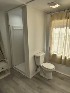 335 Mt. Carmel Avenue Bathroom