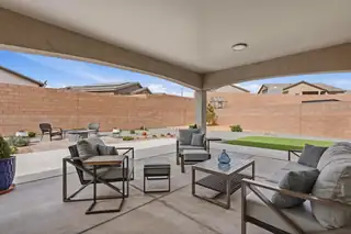 4025 Windy Road NE Patio