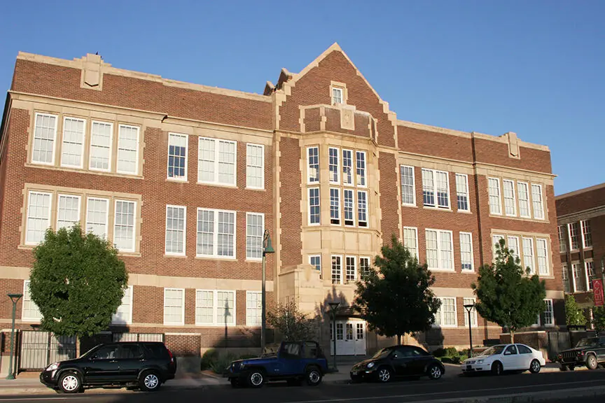 100 Broadway Boulevard NE 309