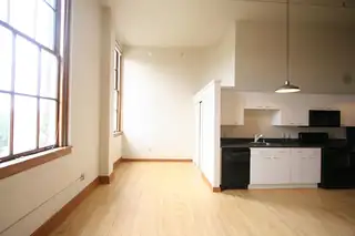 100 Broadway Boulevard NE 309 Kitchen