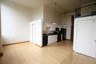 100 Broadway Boulevard NE 309 Kitchen