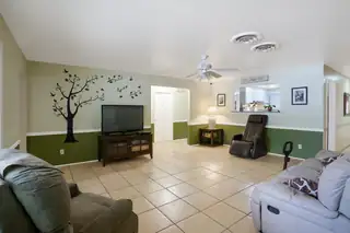 2957 Wisconsin Street NE Living Room