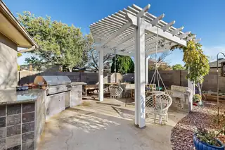 6604 Tierra Vista Avenue NW Patio