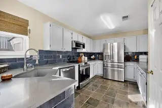 6604 Tierra Vista Avenue NW Kitchen