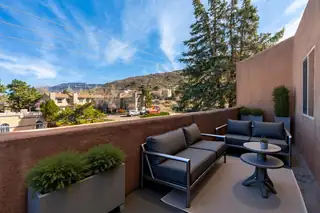 13110 Candelaria Road NE Patio