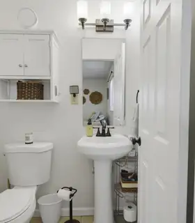 11017 Phoenix Avenue NE Patio