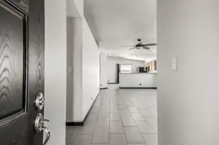 923 Chuckar Drive SW Living Room