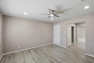 3621 Comanche Road NE Living Room