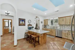 6 Naomi Drive Kitchen