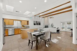 10100 Irbid Road NE Living Room