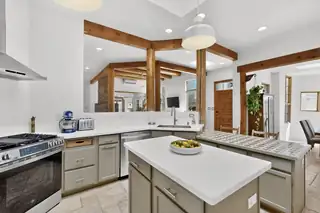 5118 Guadalupe Trail NW Kitchen