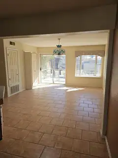 1408 San Clemente Avenue NW Living Room