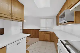 9605 Dona Marguerita Avenue NE Kitchen