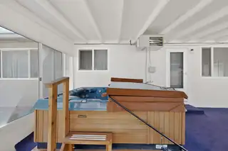 9605 Dona Marguerita Avenue NE Hot Tub