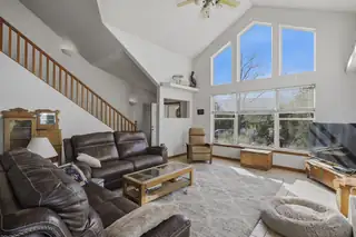 9 Calle De Prisa Living Room