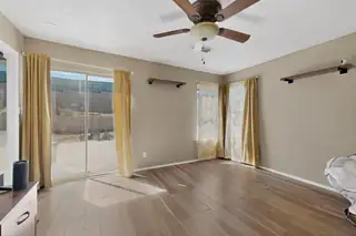 1800 Lee Loop NE Living Room