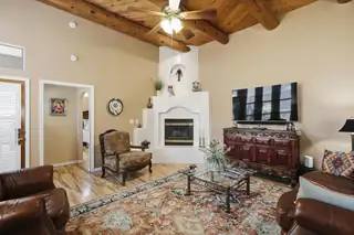 6428 Sage Point Court NE Living Room