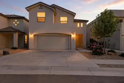 8722 Sevano Circle NE Garage