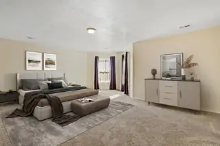 5724 Sandoval Drive NE Bedroom