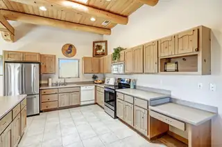 1701 Nez Perce Loop NE Kitchen