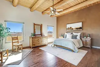 1701 Nez Perce Loop NE Bedroom