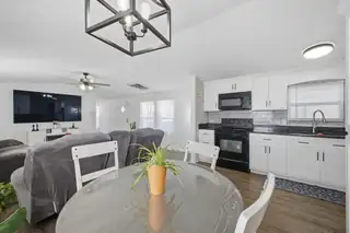 224 E Atrisco Vista Boulevard SW TRLR 1020 Kitchen