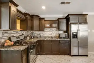 221 58th Street NW Kitchen