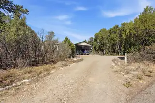 14 Easy Street, Tijeras