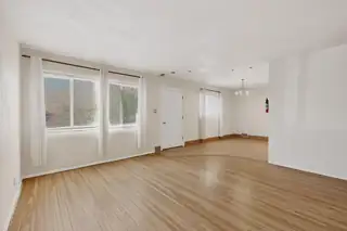 1804 Illinois Street NE Living Room