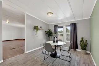 9 Tiger Road Dining Room