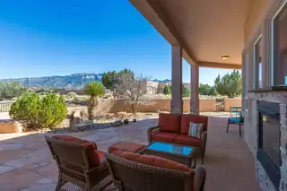 4 Meadows Place Patio