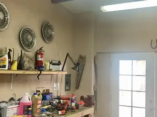 608 W Allen Avenue Garage