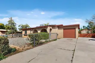 2702 Avenue Del Sol, Santa Fe 
