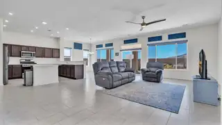 4091 Red River Road SW Living Room