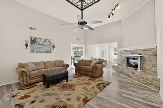 355 Esperanza Drive Living Room